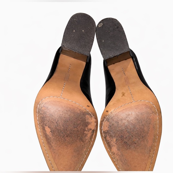 Vince Camuto Black Leather Pointed-Toe Pumps - Picture 6 of 6